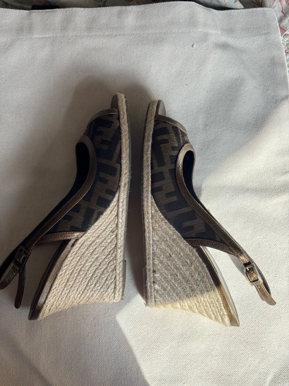 Fendi Women's Espadrille Peep-Toe Slingback Sandals 37.5 - Picture 7 of 8